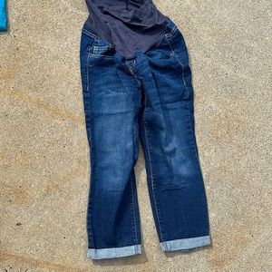 Medium maternity capris